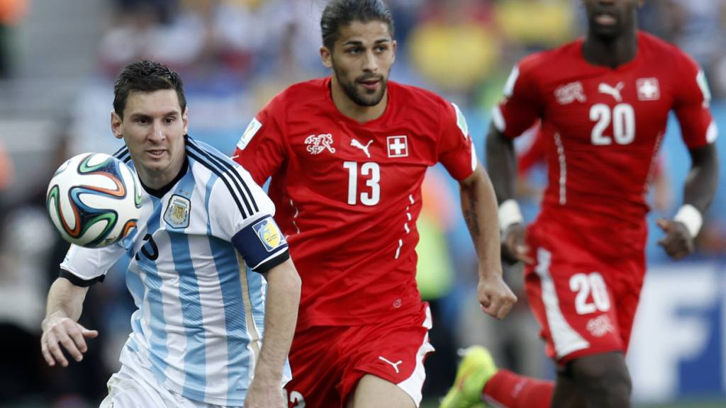 Wie schon an der WM 2014 spielt die Schweiz am Sonntag erneut gegen Argentinien. Wegen dieses Spiels gibt es in St. Gallen eine Freinacht. (Archivbild)