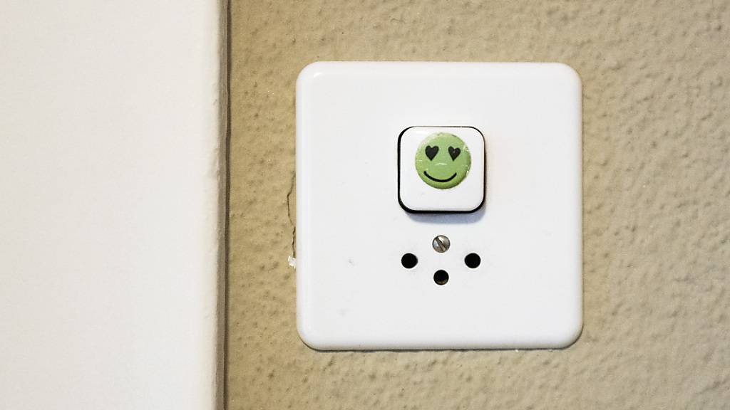 Ausgerechnet über Mittag: In Zizers GR fiel am Freitag von 11 bis 12.43 Uhr der Strom aus. (Symbolbild)