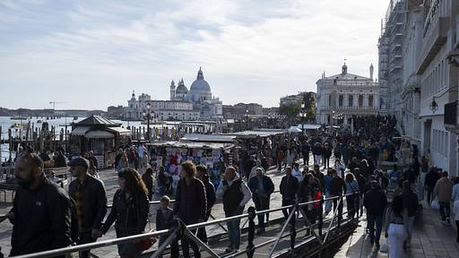 Auftakt missglückt: Fünf-Euro-Gebühr in Venedig sorgt für Chaos
