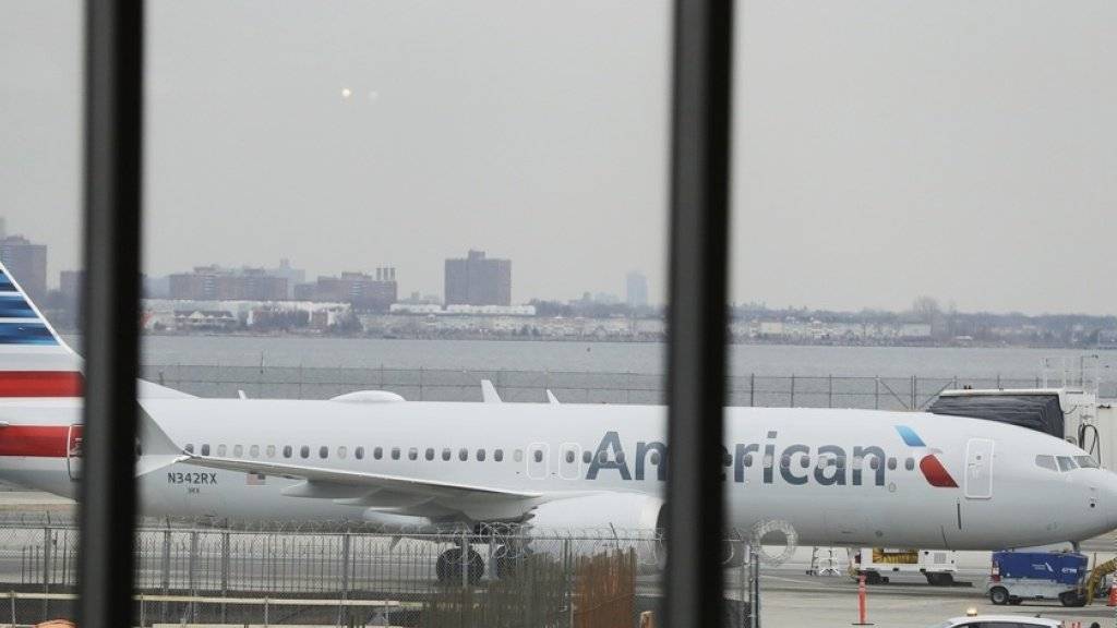 Am Boden: Eine Boeing 737 MAX 8 von American Airlines am LaGuardia Airport in New York.