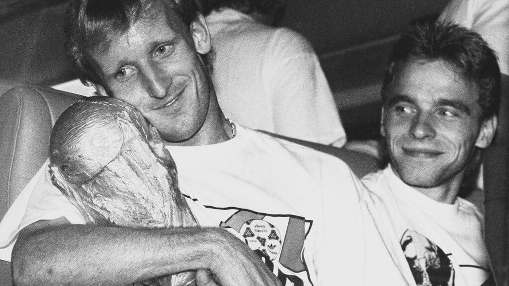 Andreas Brehme holte 1990 den WM-Titel mit Deutschland. Nun ist er im Alter von 63 Jahren verstorben
