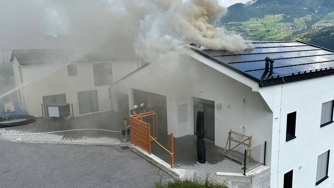 Erheblicher Sachschaden an Wohnhaus nach Brand in Glarus