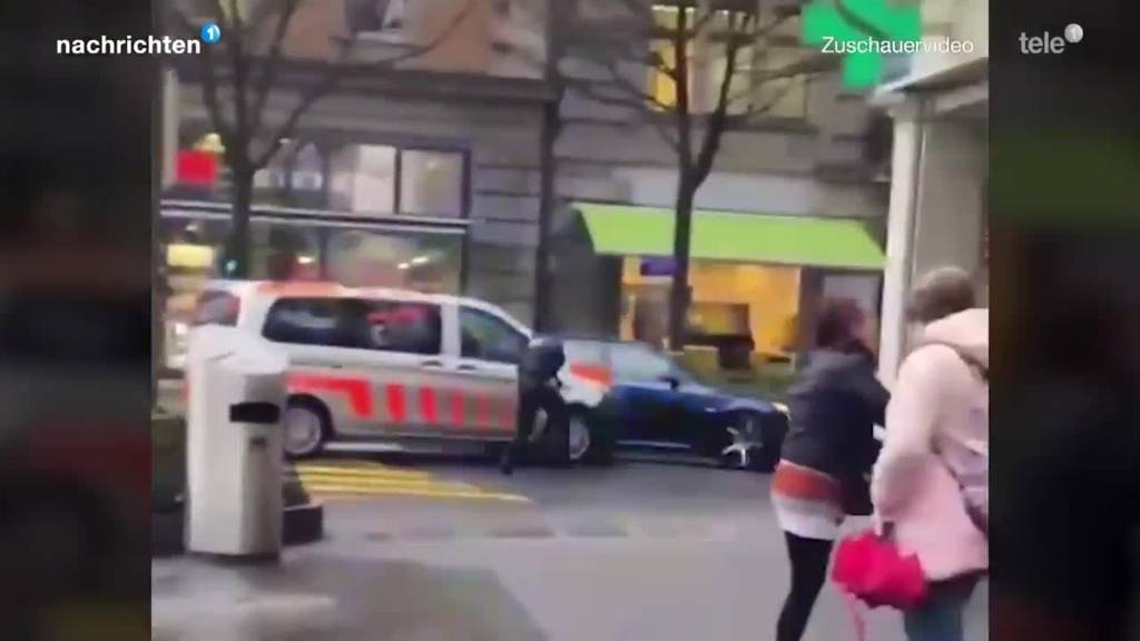 Mitten in der Stadt: Luzerner Polizei schiesst auf Auto