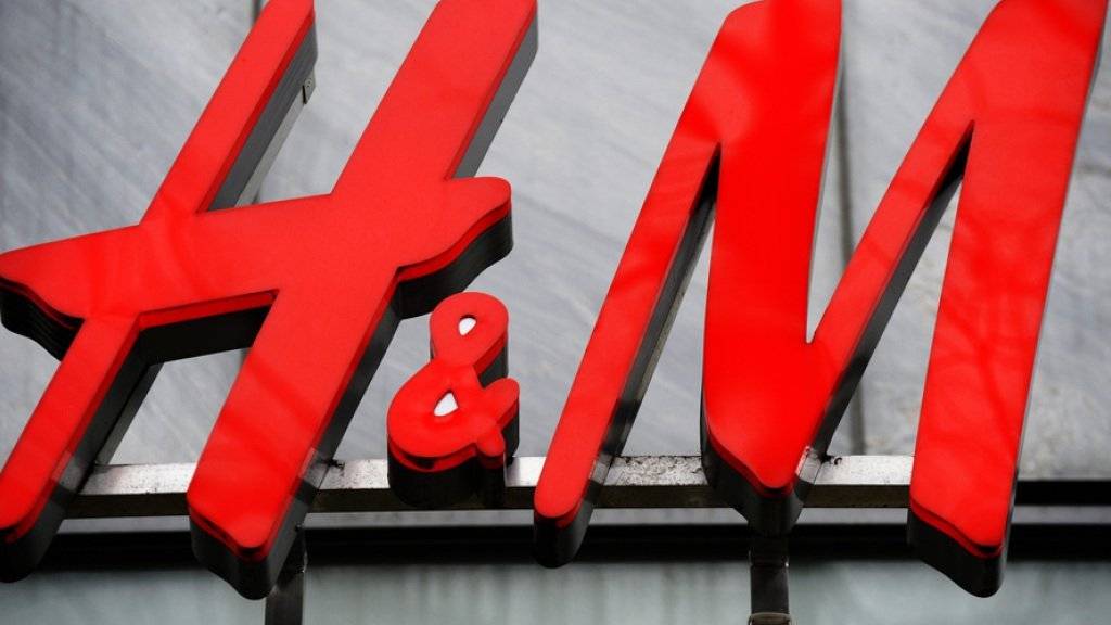 Die Anzahl der H&M-Läden stieg 2015 in der Schweiz um 3 auf 96 an.