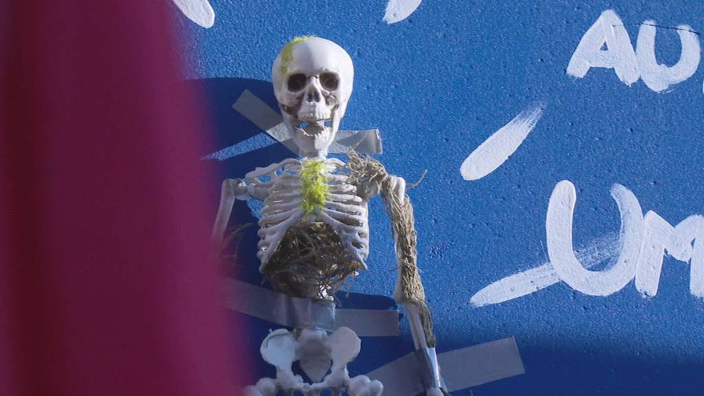 Das Pflegepersonal geht auf die Strasse