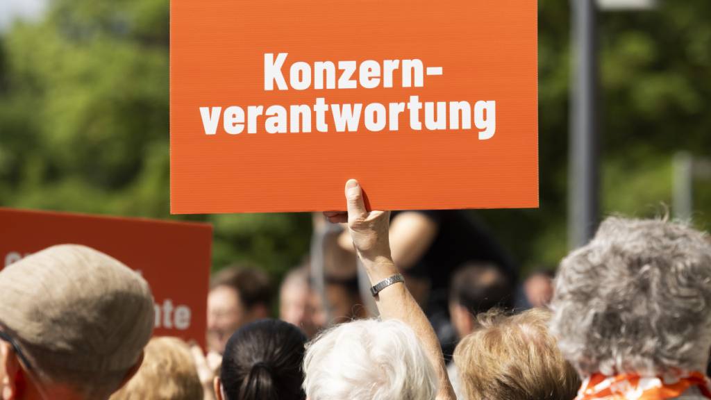 Der indirekte Gegenvorschlag des Bundesrates zur KVI will nachhaltige Unternehmensführung für den Schutz der Menschenrechte und der Umwelt, ohne die wirtschaftliche Wettbewerbsfähigkeit zu beeinträchtigen. (Archivbild)