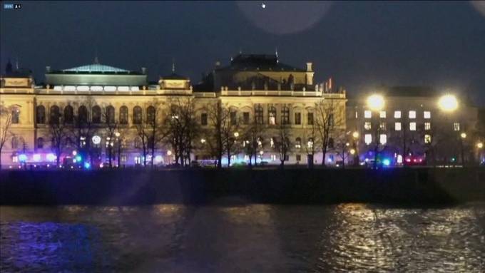 Bluttat an Prager Universität: Polizei sucht nach Motiv