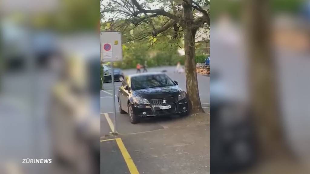 Beim Einkauf fallen Schüsse