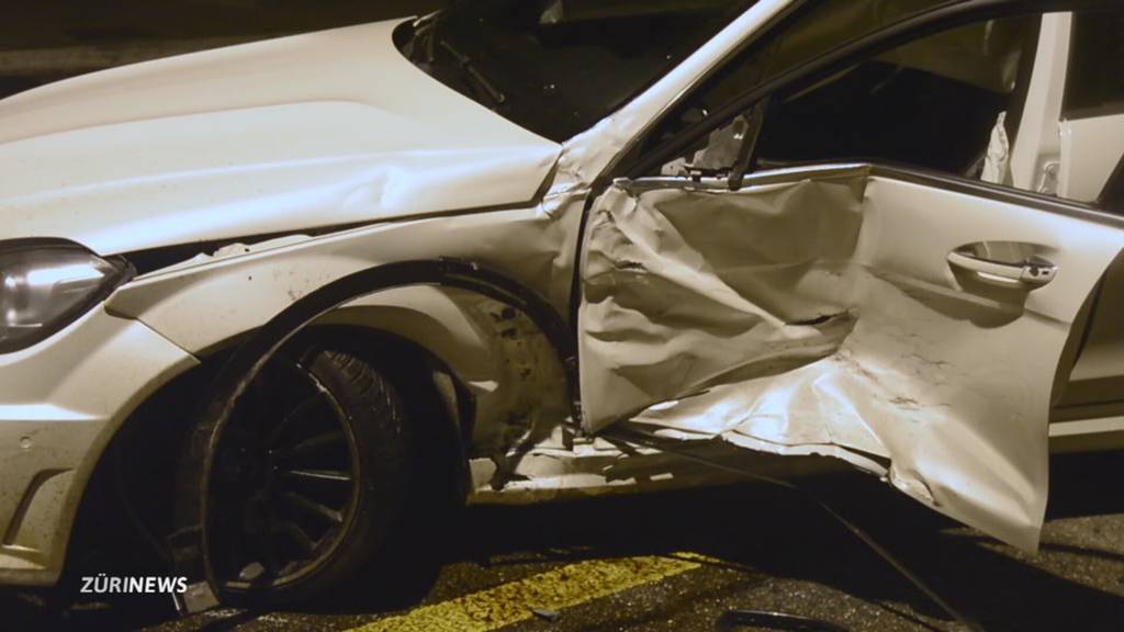 22-Jähriger verunfallt mit 500-PS-Mercedes