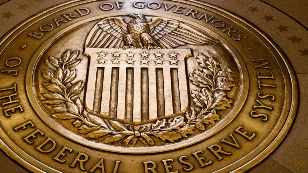 Die US-Notenbank Fed will einige Vorgaben für die amerikanischen Banken lockern. (Archivbild)