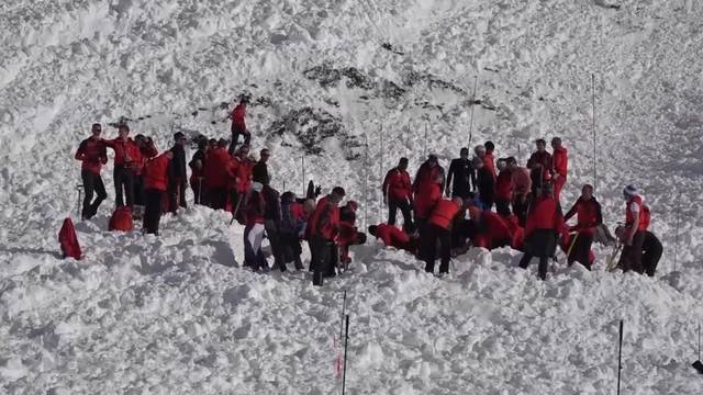 Nach Lawinenunglück: Leichtfertige Bergtouristen?