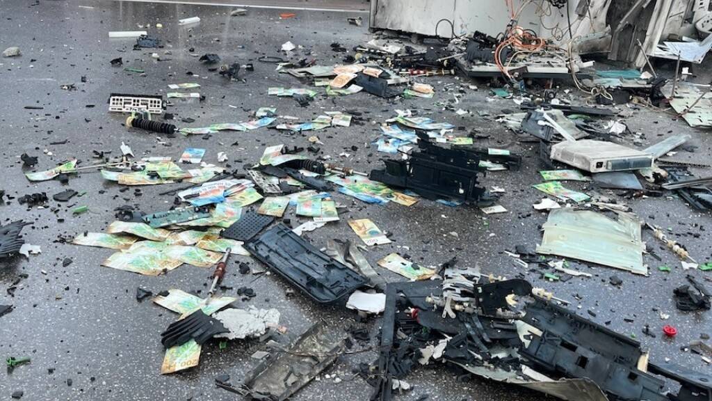 Täter nach Bankomaten-Sprengung in Marin NE weiterhin flüchtig