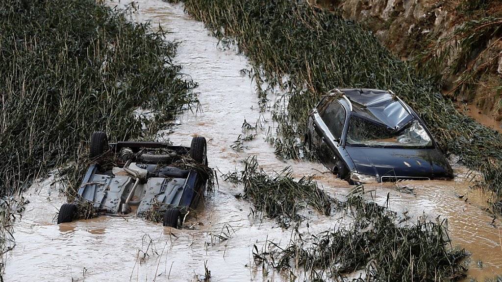 In der nordspanischen Region Navarra haben Überschwemmungen schere Schäden angerichtet. In der Gemeinde Tafalla trat der Fluss Cidacos über die Ufer.