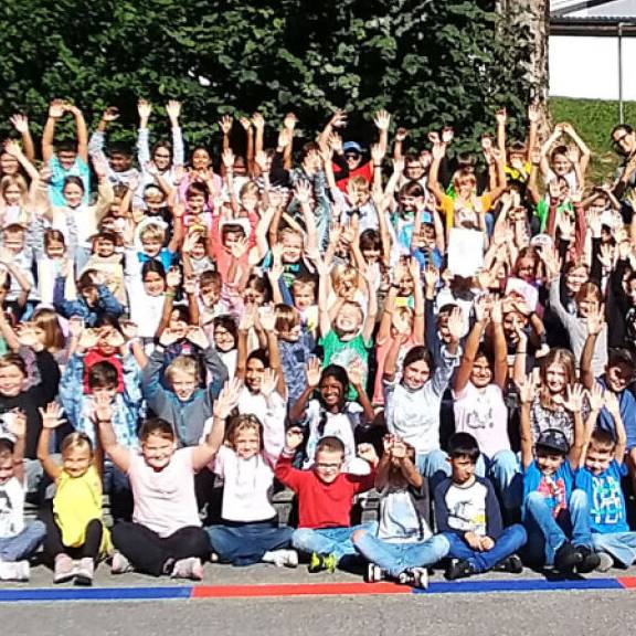 Glarner Schulkinder sammeln 12'000 Franken für Erdrutsch-Betroffene
