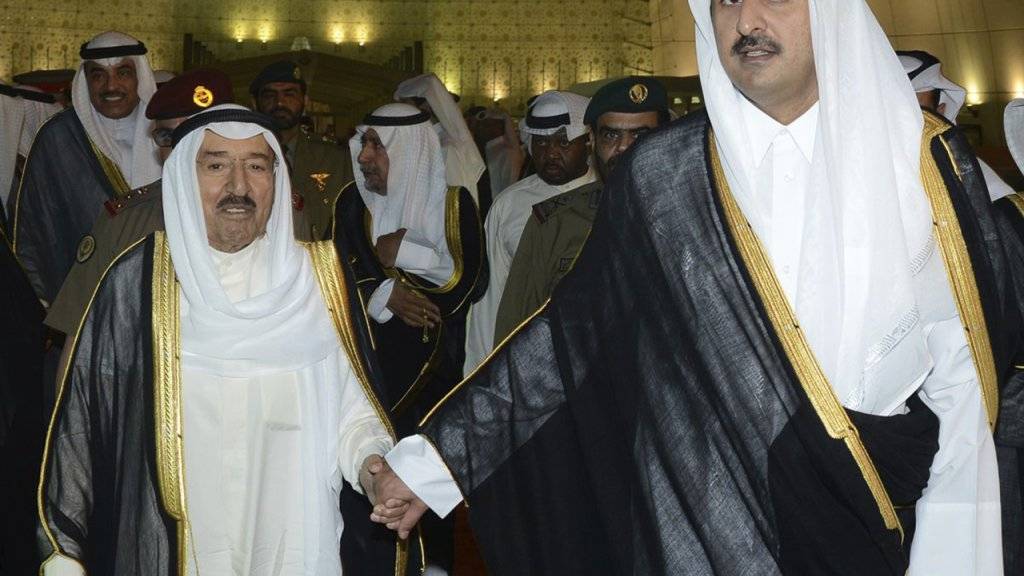 Katars Emir Tamim bin Hamad Al Thani (rechts) muss nach US-Ansicht noch mehr gegen den Terrorismus tun.