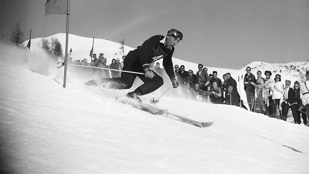 «Das IOK muss in den wesentlichen Punkten mit sich reden lassen», so Experte Martin Müller zu einer potentiellen Austragung der Olympischen Winterspielen 2030 in der Schweiz. Im Bild: Slalom bei den Spielen 1948 in St. Moritz. (Archivbild)