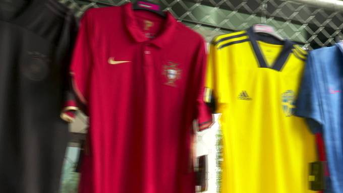 Kurz vor EM-Start: Trikot-Geschäft zieht an