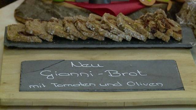 Walliser stossen auf Fussballkönig an