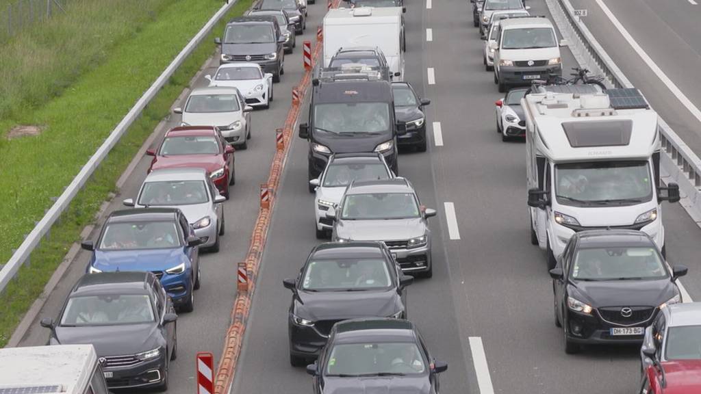 Verkehrschaos nach beschädigter A13