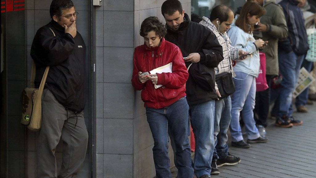 Die Arbeitslosigkeit in der Eurozone sank zwar auf 10,3 Prozent und damit auf den Stand von 2011. Doch die Unterschiede zwischen den Ländern sind gross: Spanien liegt mit 20,4 Prozent weit über dem Durchschnitt. (Archivbild)