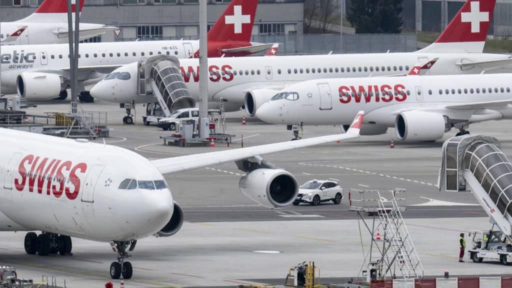 Im Schnitt wollen Schweizer 2026 zwei Mal im Ausland Ferien machen. Die Reiselust ist ungebrochen. (Symbolbild)