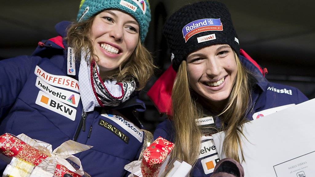 Jasmine Flury und Michelle Gisin - hier nach ihrem Coup von St. Moritz - durften sich auch in Bad Kleinkirchheim gemeinsam freuen