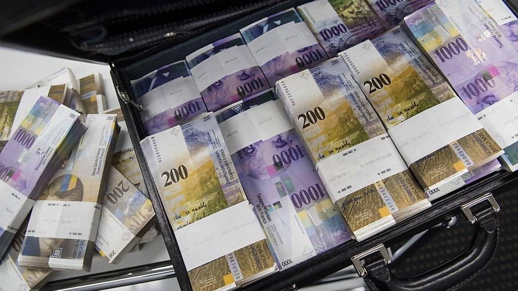 Die Bundesanwaltschaft hat im Geldwäschereiverfahren mit Usbekistan einen Beteiligten per Strafbefehl verurteilt und 130 Millionen Franken zur Rückerstattung eingezogen. (Symbolbild)