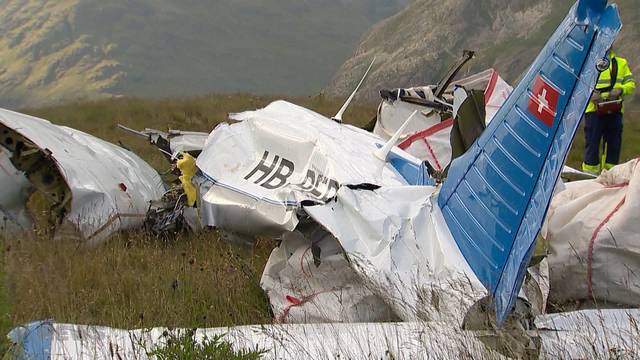 Grosse Trauer nach Flugzeugabsturz