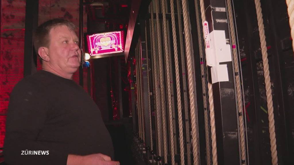 Varieté-Spektakel Moulin Rouge: Hinter den Kulissen im Theater 11