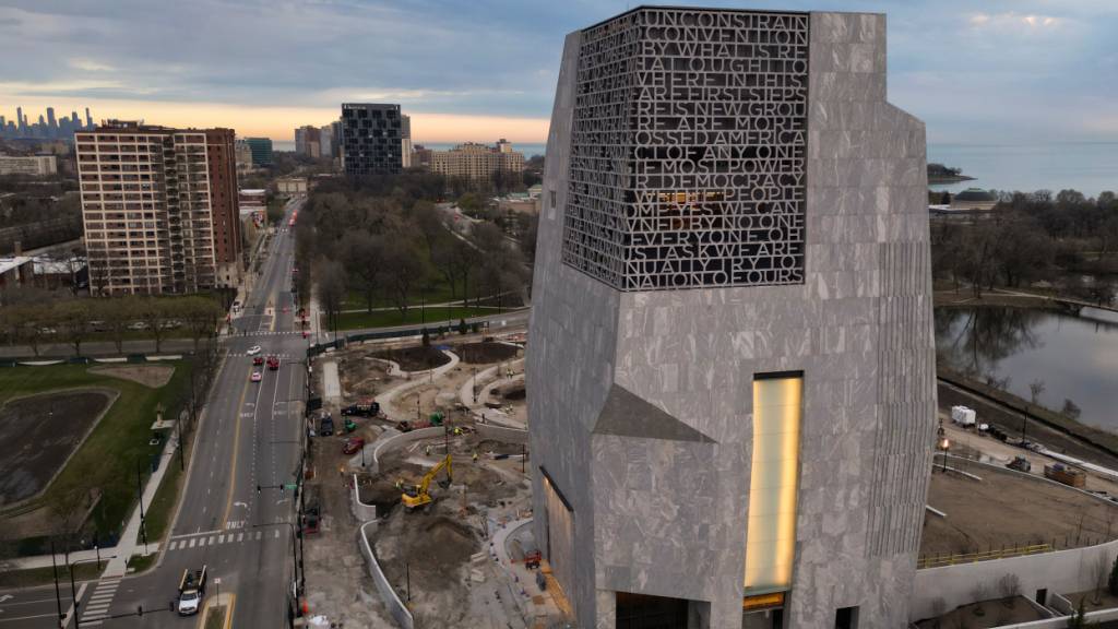 ARCHIV - Eine Luftaufnahme des Obama Presidential Center. Foto: Erin Hooley/AP/dpa