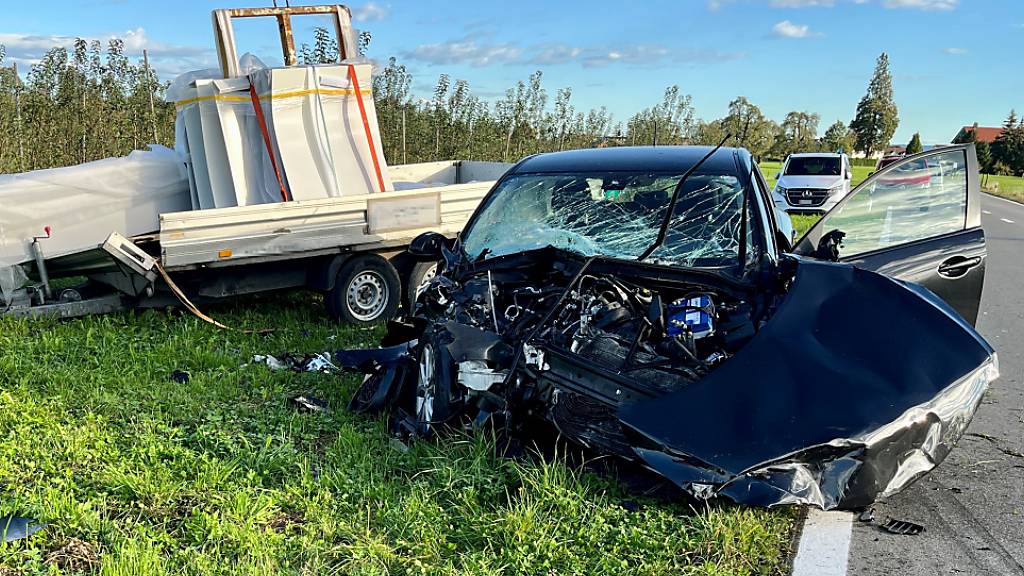 Frau verletzt sich bei Autounfall in Schocherswil TG