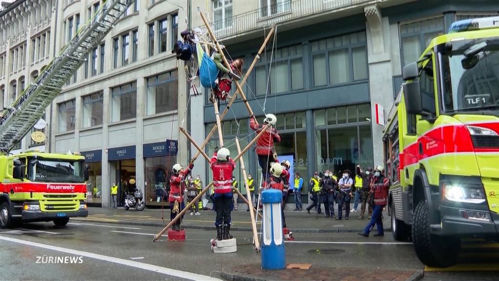 Klima-Rebellen sollen für Blockade-Kosten aufkommen, fordern Bürgerliche