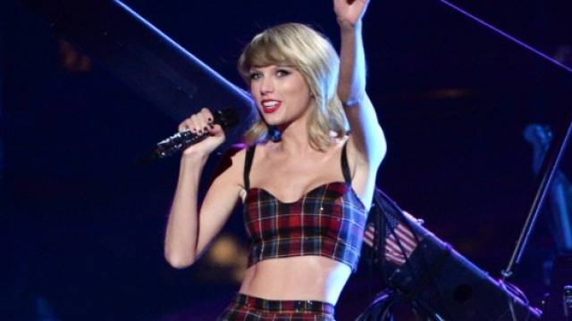 Taylor Swift Feiert 25 Geburtstag Mit Vielen Stars People