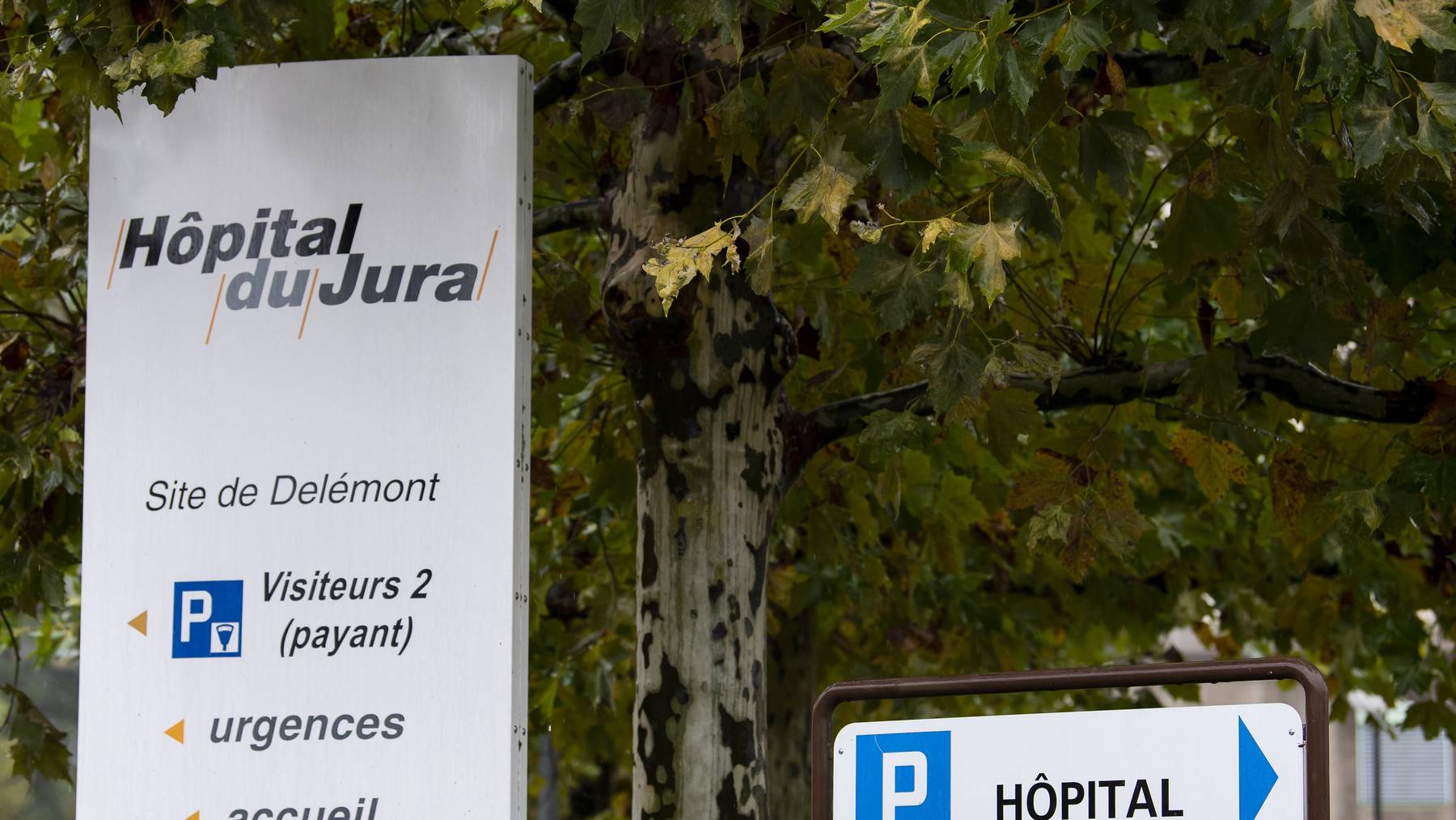 Der Kanton Jura hat weitgreifende Massnahmen zur Eindämmung des Coronavirus beschlossen.