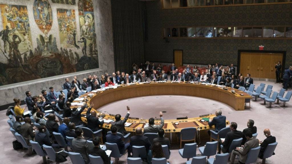 Die Abstimmung im Uno-Sicherheitsrat in New York zu Syrien begann mit zweistündiger Verspätung. Insbesondere Veto-Macht Russland hatte für Verzögerungen gesorgt.