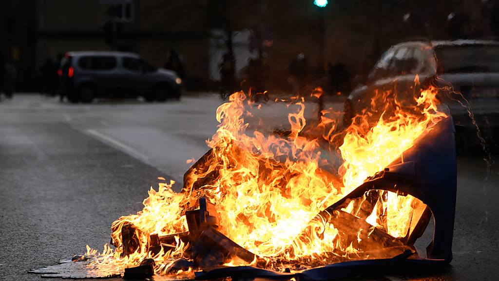 Die Stadtberner Fachstelle Radikalisierung und Gewaltprävention verzeichnete 2023 eine gestiegene Nachfrage an Beratungen. (Symbolbild)