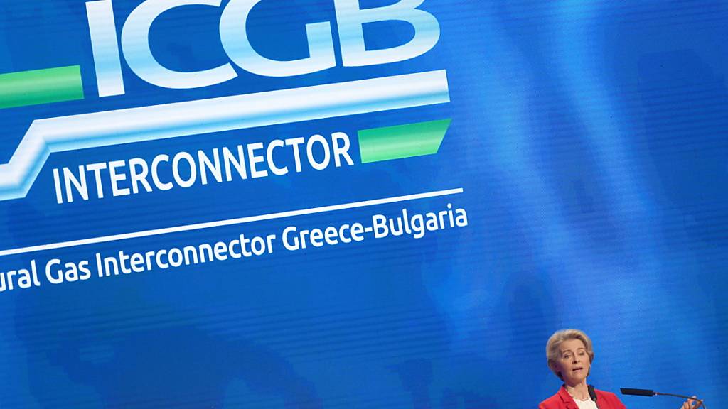 EU-Kommissionspräsidentin Ursula von der Leyen bei der Eröffnung der neuen Pipeline zwischen Griechenland und Bulgarien.