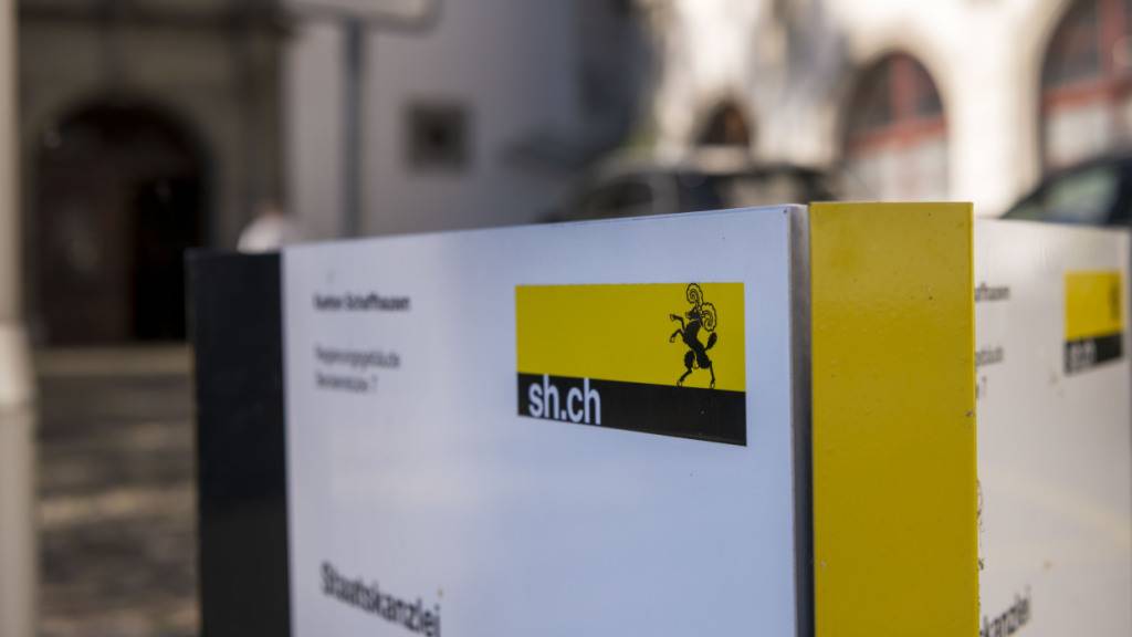 Der Schaffhauser Regierungsrat soll künftig in eigener Kompetenz höhere Ausgaben beschliessen können als bisher. Der Kantonsrat hat einer Änderung der Finanzkompetenzen zugestimmt. Das letzte Wort haben die Stimmberechtigten. (Symbolbild)