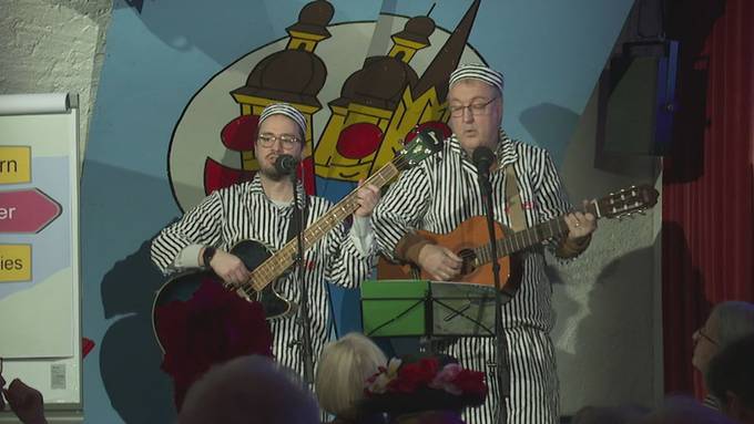 Viel Schalk auf der Kellerbühne: Die besten Schnitzelbängg aus St.Gallen - Teil 1