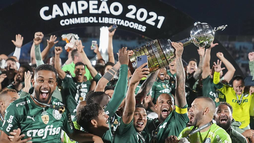 Die Spieler von Palmeiras feiern den erneuten Gewinn der  Copa Libertadores
