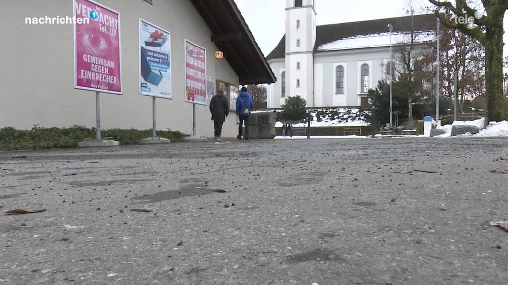 Fremder spricht in Adligenswil mehrere Kinder an 