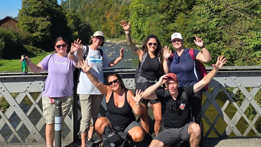 Radio 24 wandert vom See zum Berg