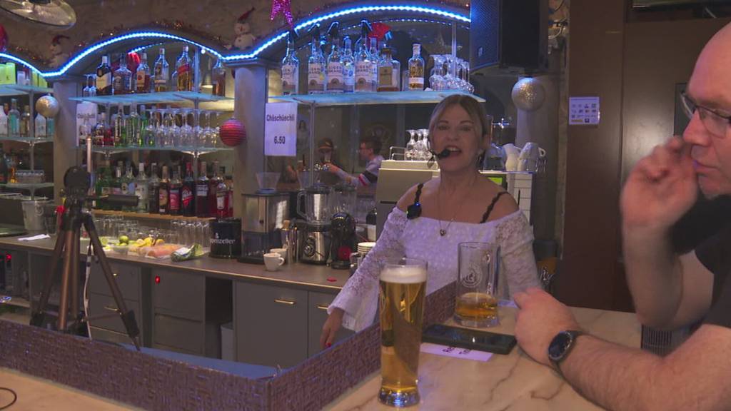 Schlagerkönigin und singende Barkeeperin Silvia Kaufmann muss erneut umziehen