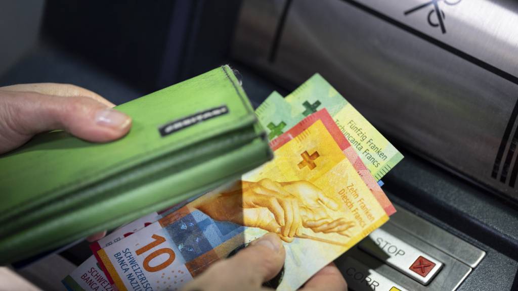 Laut Transparency-International-Index fehlt es in der Schweiz an Transparenz beim Lobbying und an Regeln für den Wechsel von Beamten in die Privatwirtschaft. (Symbolbild)