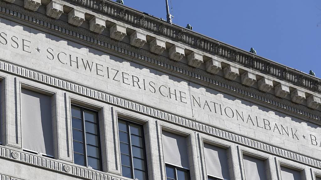 Die Schweizerische Nationalbank will trotz Aufnahme der Schweiz auf die US-Liste der «Währungsmanipulatoren» weiterhin am Devisenmarkt intervenieren. (Archivbild)