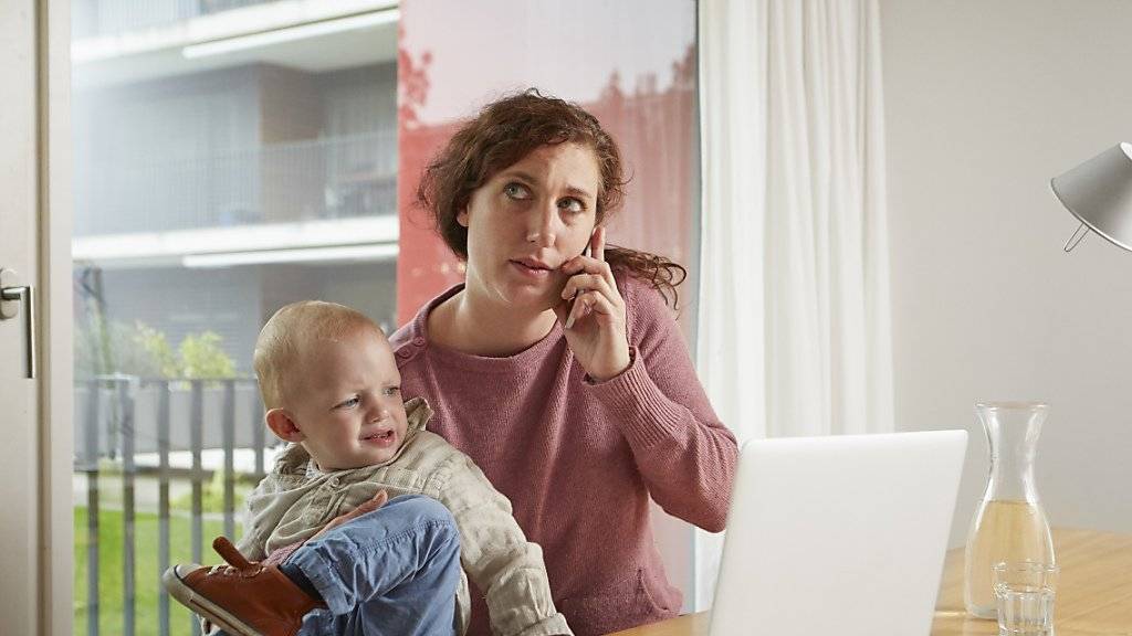 Über 80 Prozent der Mütter in der Schweiz sind berufstätig
