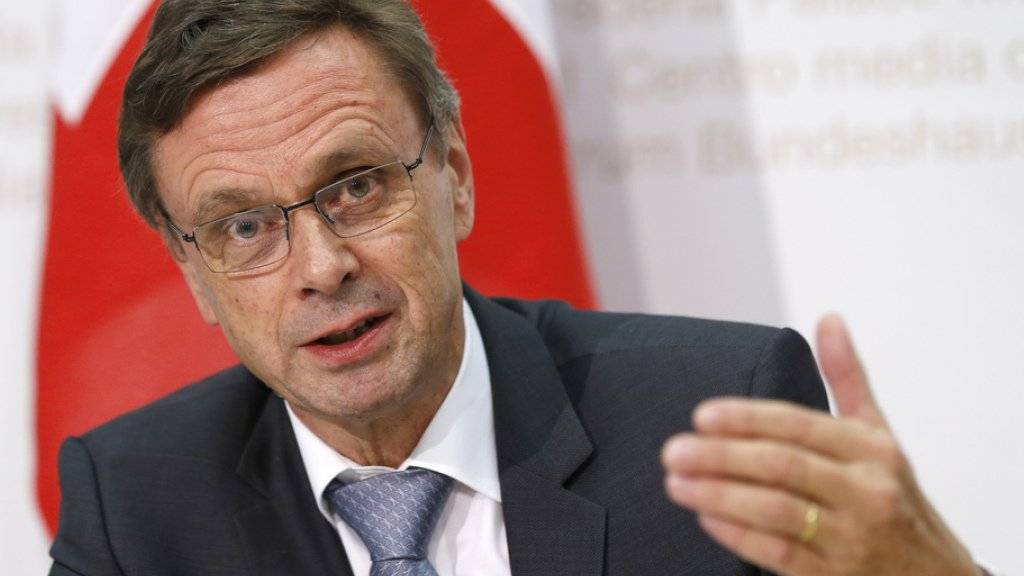KKJPD-Präsident Hans-Jürg Käser will, dass sich die Schweiz auf eine Notsituation im Asylbereich vorbereitet. (Archiv)