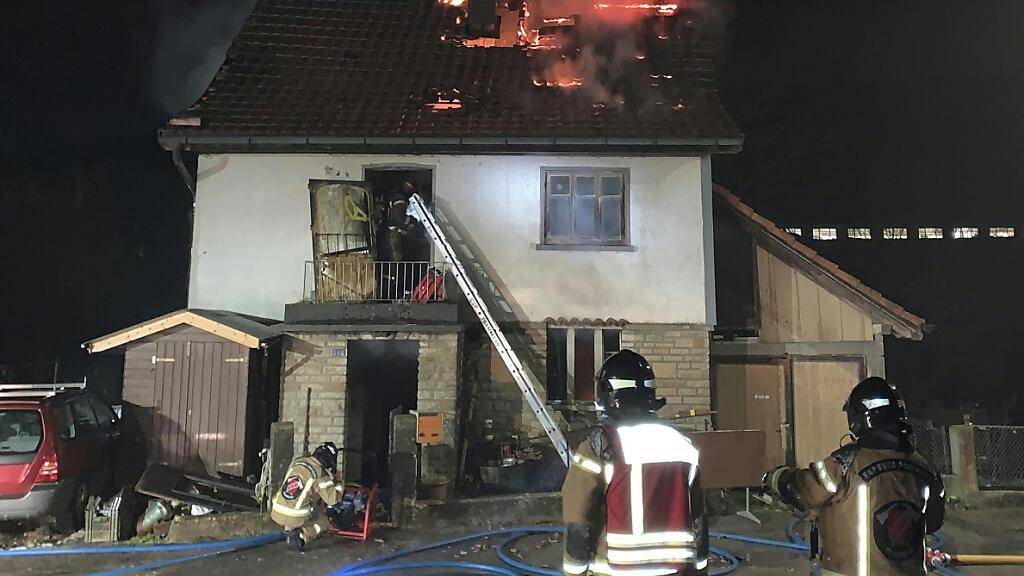 Ein Wohnhaus in Tramelan wurde ein Raub der Flammen.