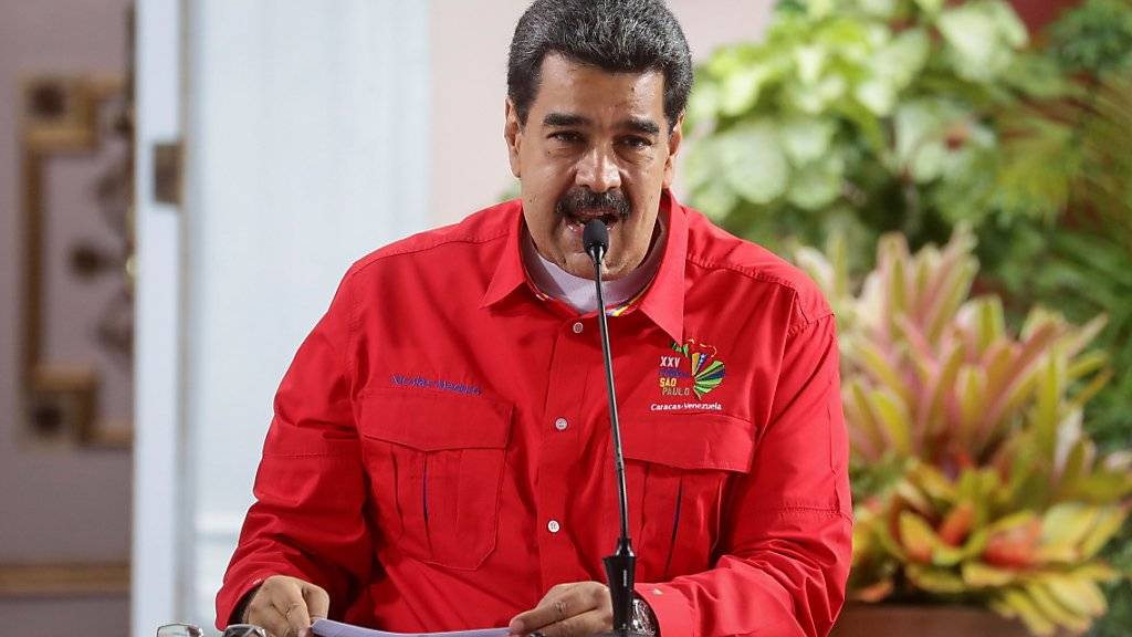 Die Vereinigten Staaten haben am Montag jeglichen Besitz der Regierung des Linksnationalisten Nicolás Maduro in den USA blockiert.