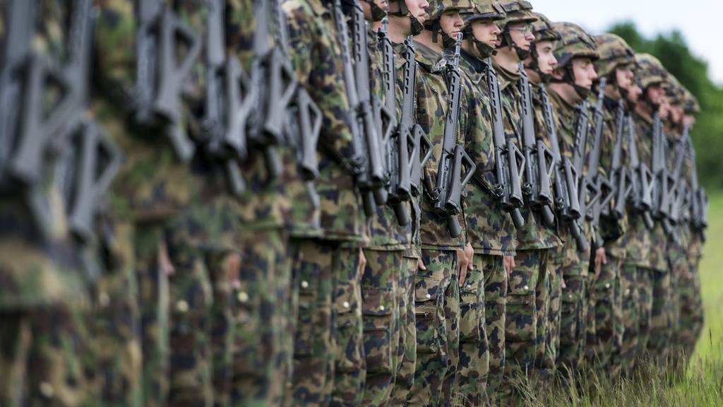 Ab 2027 soll die Sommer-Rekrutenschule sechs Wochen später als bisher beginnen.